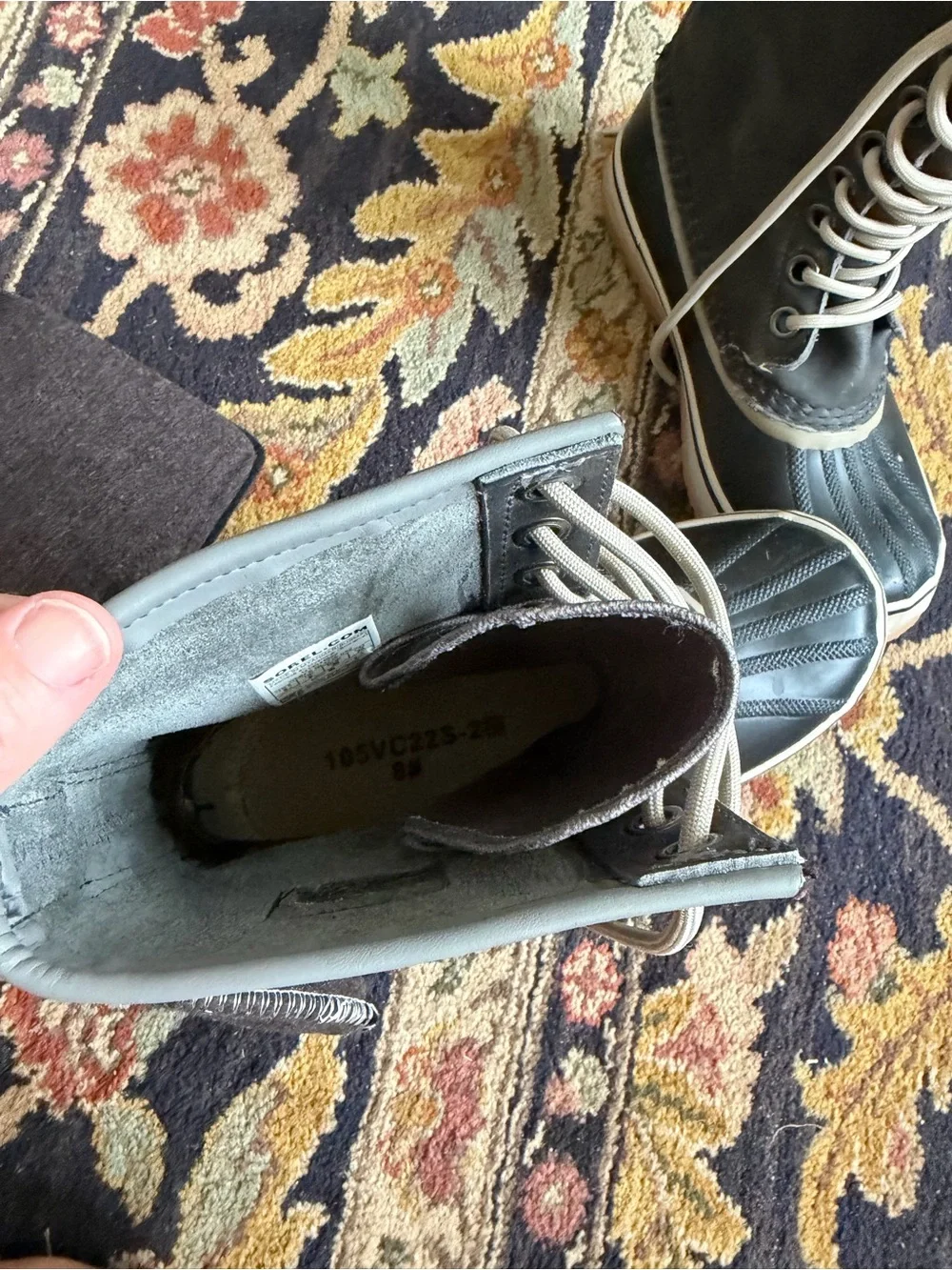 Size 8 Sorel Women’s Black and Tan Waterproof Lace-Up Winter Boots
